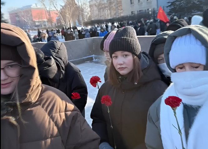 Память, зажжённая в сердцах: студенты колледжа почтили подвиг блокадного Ленинграда