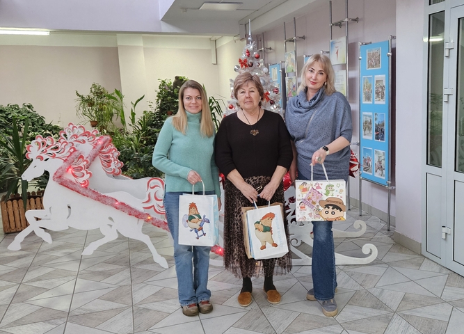 Студенты нашего колледжа согрели сердца детей теплом добра!