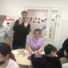 В мастерской «Эстетической косметологии» прошла экскурсия