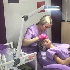 УЧЕБНЫЙ САЛОН КРАСОТЫ ПРИГЛАШАЕТ НА УСЛУГИ