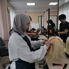 В нашем колледже проходит подготовка к Региональному Чемпионату «Профессионалы». Студенты группы ТиКп 23.3 Технологии индустрии красоты: