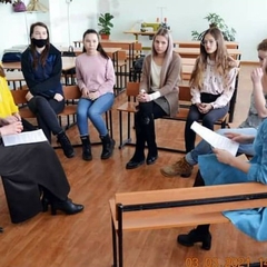 Коммуникативные тренинги на развитие навыков эффективного общения для обучающихся в сфере услуг