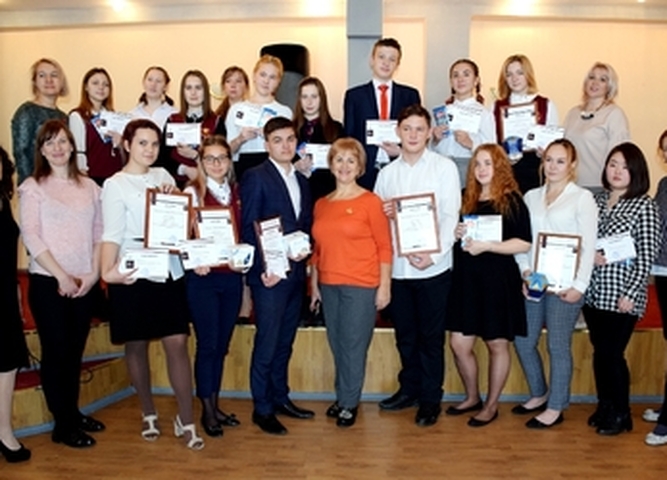 Студенты года ИКЭСТ-2019 – Анастасия Москалёва и Ариадна Балакина